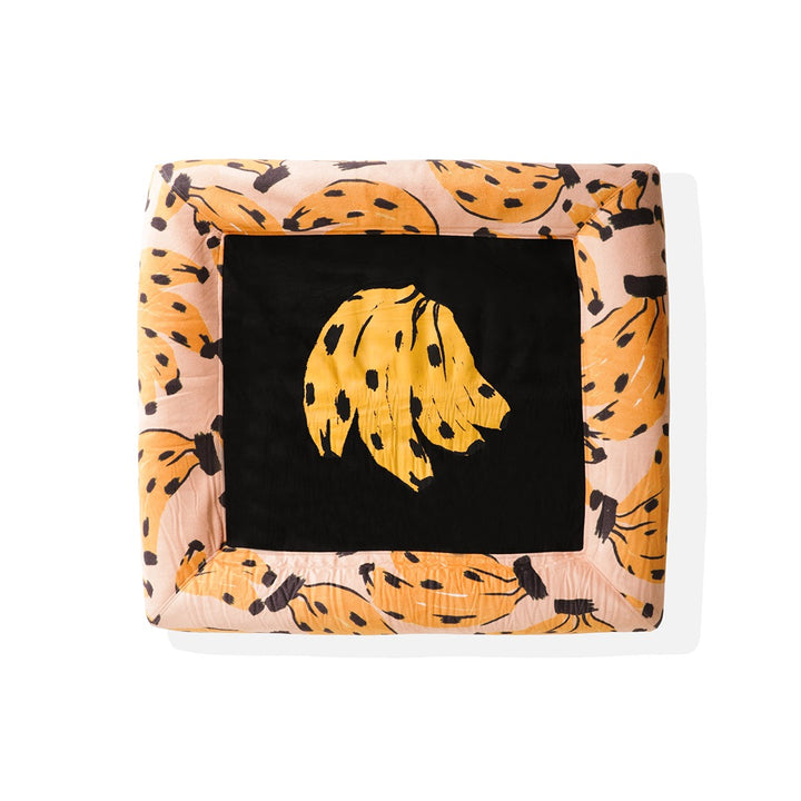 Bossa Banana Zee.Bed - FARM Rio × Zee.Dog